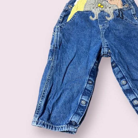 Baby Vintage OshKosh B’Gosh Denim Overalls W/ Hand Embroidered Animals & Rainbow - Picture 2 of 9